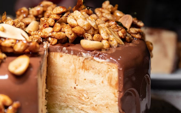 Chocolate-Peanut-Butter-Cake-cakes